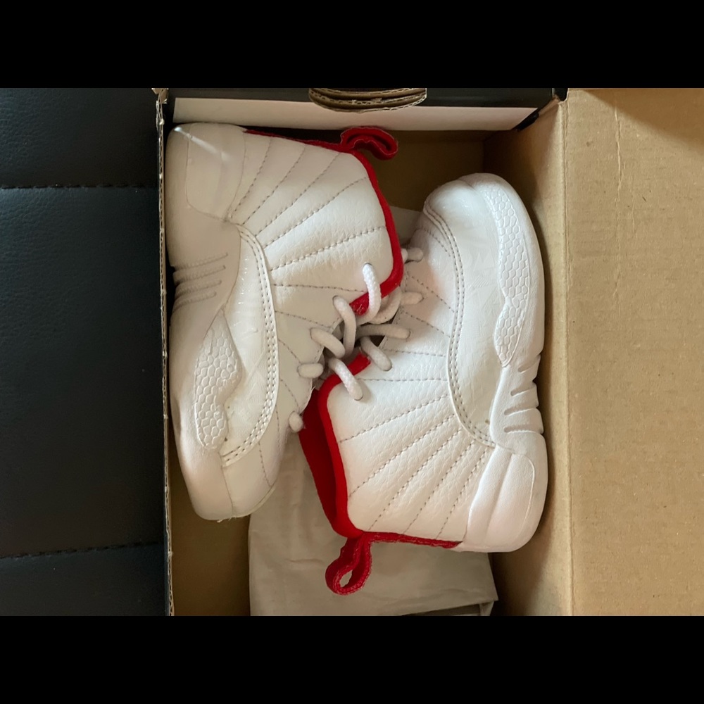 Jordan 12 RETRO